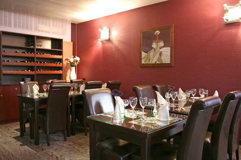 The Originals City, Hotel Le Forum, Strasbourg Nord Schiltigheim Buitenkant foto