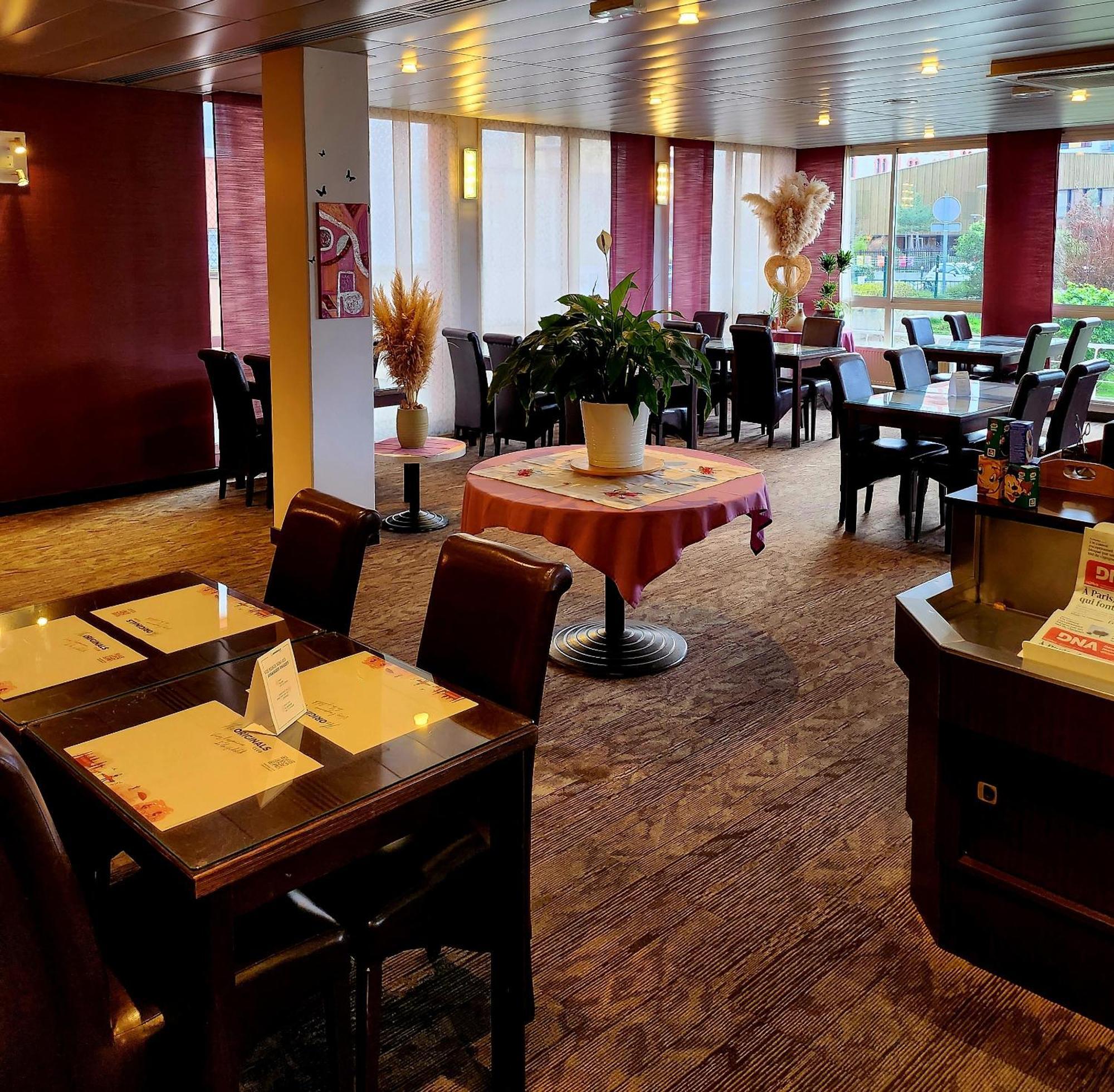 The Originals City, Hotel Le Forum, Strasbourg Nord Schiltigheim Buitenkant foto