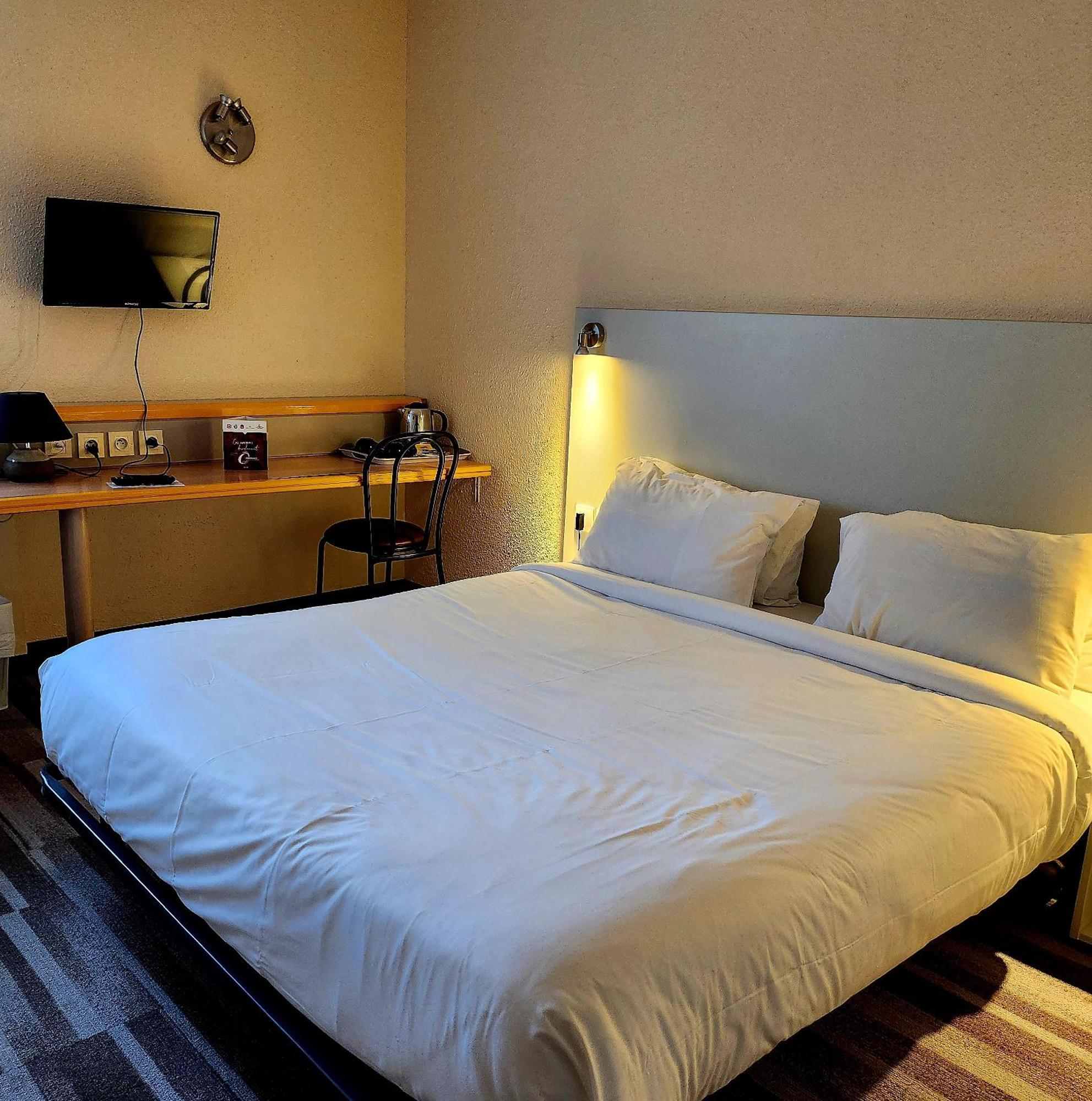 The Originals City, Hotel Le Forum, Strasbourg Nord Schiltigheim Buitenkant foto